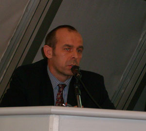 Выступление директора по маркетингу представительства Hitachi Александра Андреева