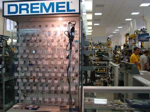 Также мы увидели большой стенд Dremel — эта торговая марка также принадлежит ООО «Роберт Бош»